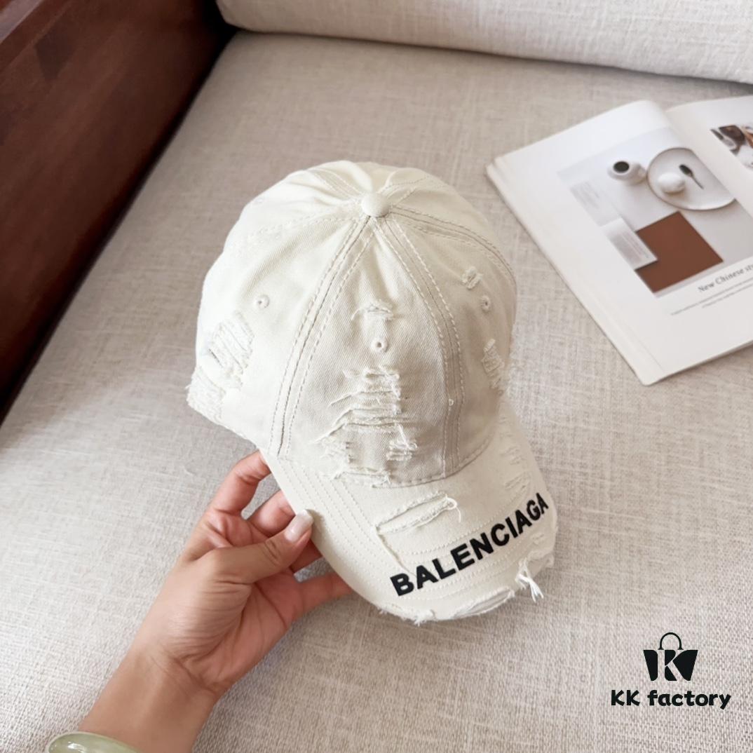692fbd7799f2d84055c87d56 BALENCIAGA New Arrivals Stylish Baseball Cap, High-Quality Breathable Design for All Seasons