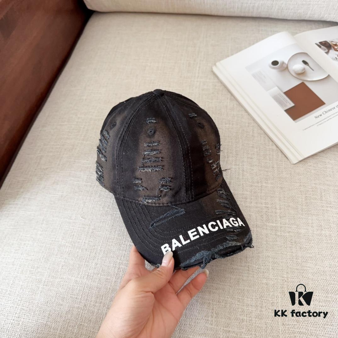692fbd8a99f2d84055c87d64 BALENCIAGA New Arrival Stylish Baseball Cap, High-Quality Breathable Design for All Seasons