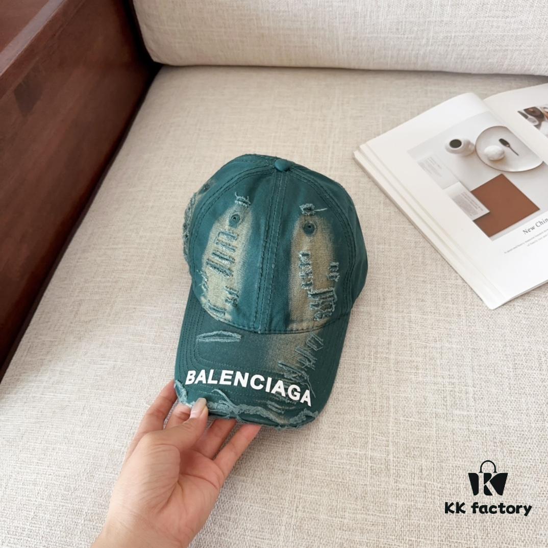 692fbd9999f2d84055c87d6f BALENCIAGA New Arrival Stylish Baseball Cap, High-Quality and Highly Breathable, Suitable for All Seasons
