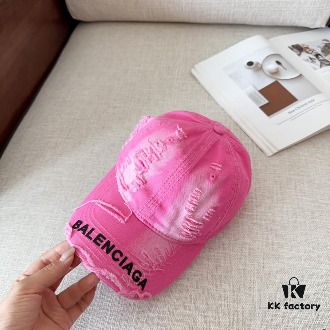 692fbdb199f2d84055c87d83 BALENCIAGA New Arrival Stylish Baseball Cap, High-Quality Breathable Design for All Seasons