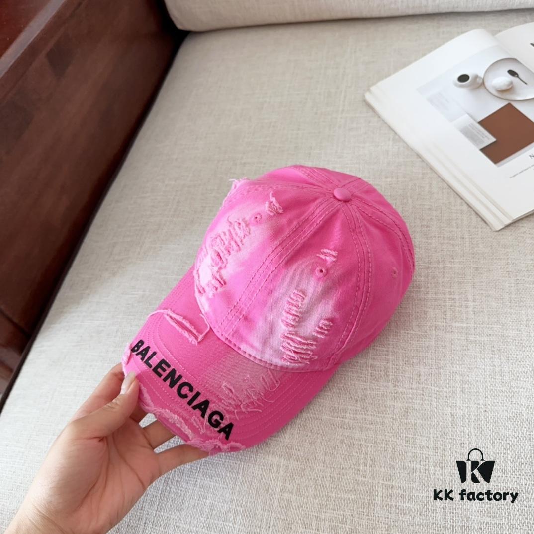 692fbdb199f2d84055c87d84 BALENCIAGA New Arrival Stylish Baseball Cap, High-Quality Breathable Design for All Seasons