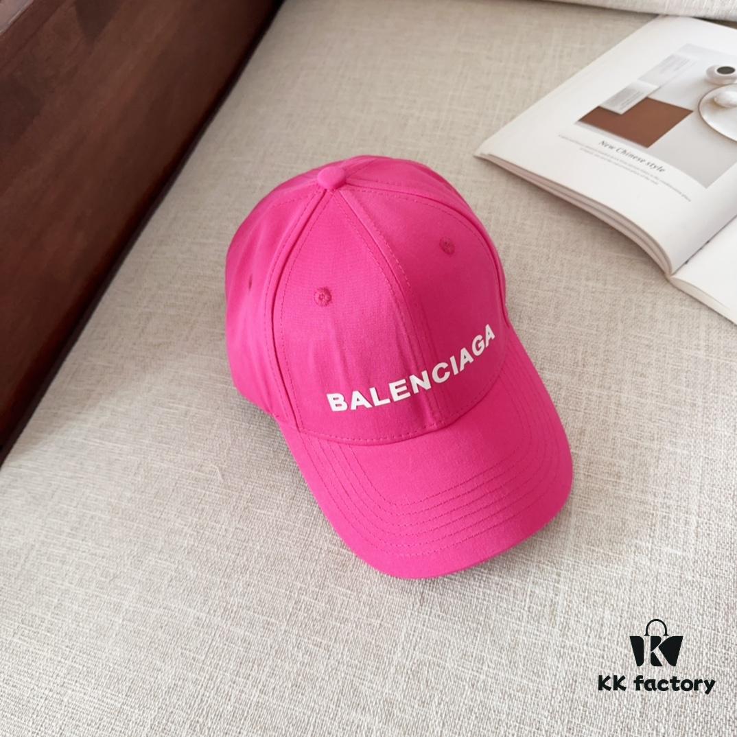 692fbdb699f2d84055c87d8a BALENCIAGA New Arrival Stylish Baseball Cap, High-Quality Breathable Design for All Seasons