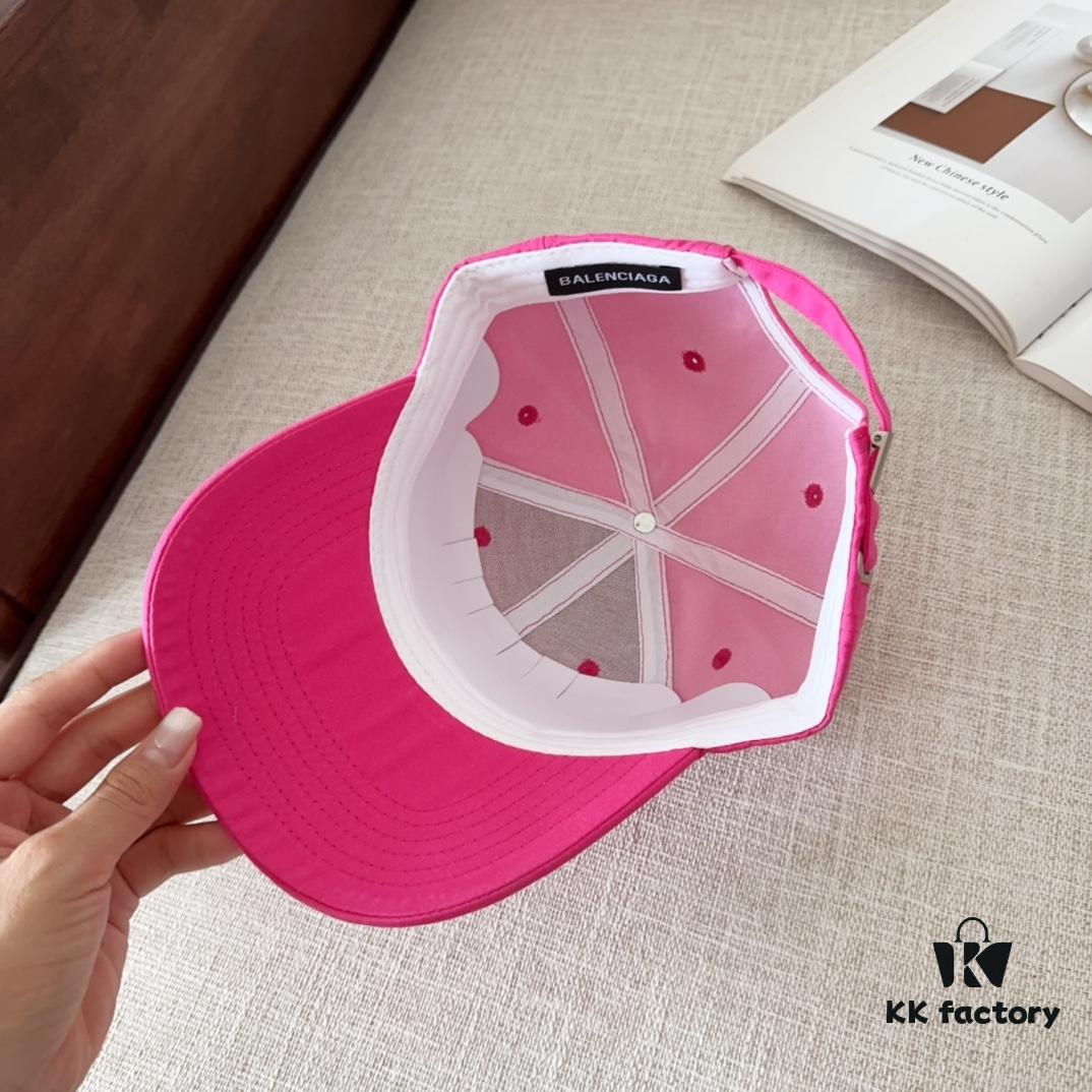 692fbdbb99f2d84055c87d8e BALENCIAGA New Arrival Stylish Baseball Cap, High-Quality Breathable Design for All Seasons