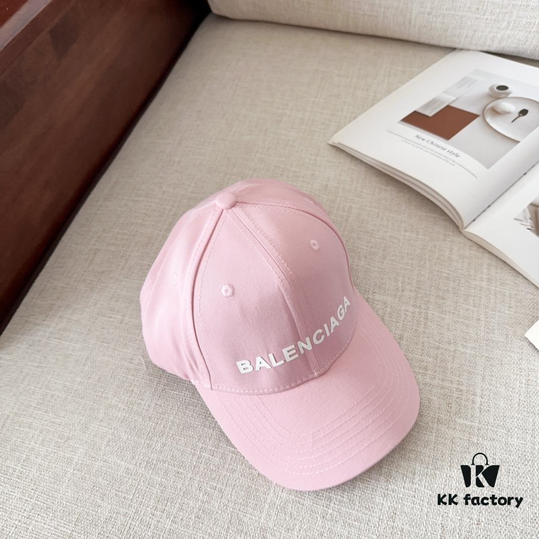 BALENCIAGA New Arrival Unique Baseball Cap, High-Quality Breathable Design for All Seasons