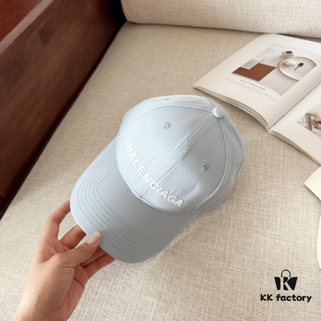 692fbdd899f2d84055c87db8 BALENCIAGA New Arrival Stylish Baseball Cap, High-Quality Breathable Design for All Seasons