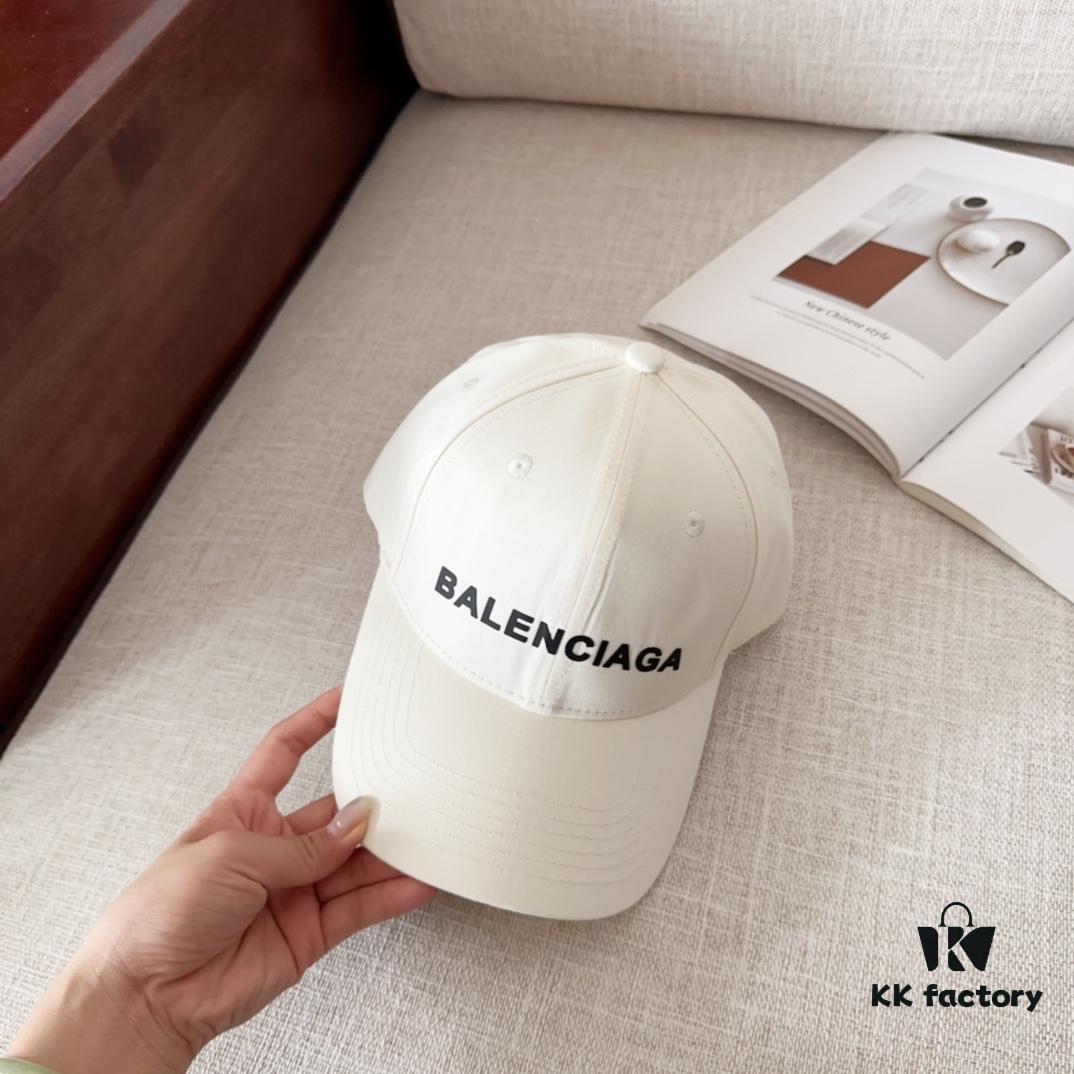 692fbdda99f2d84055c87dbb BALENCIAGA New Arrival Stylish Baseball Cap, High-Quality Breathable Design for All Seasons
