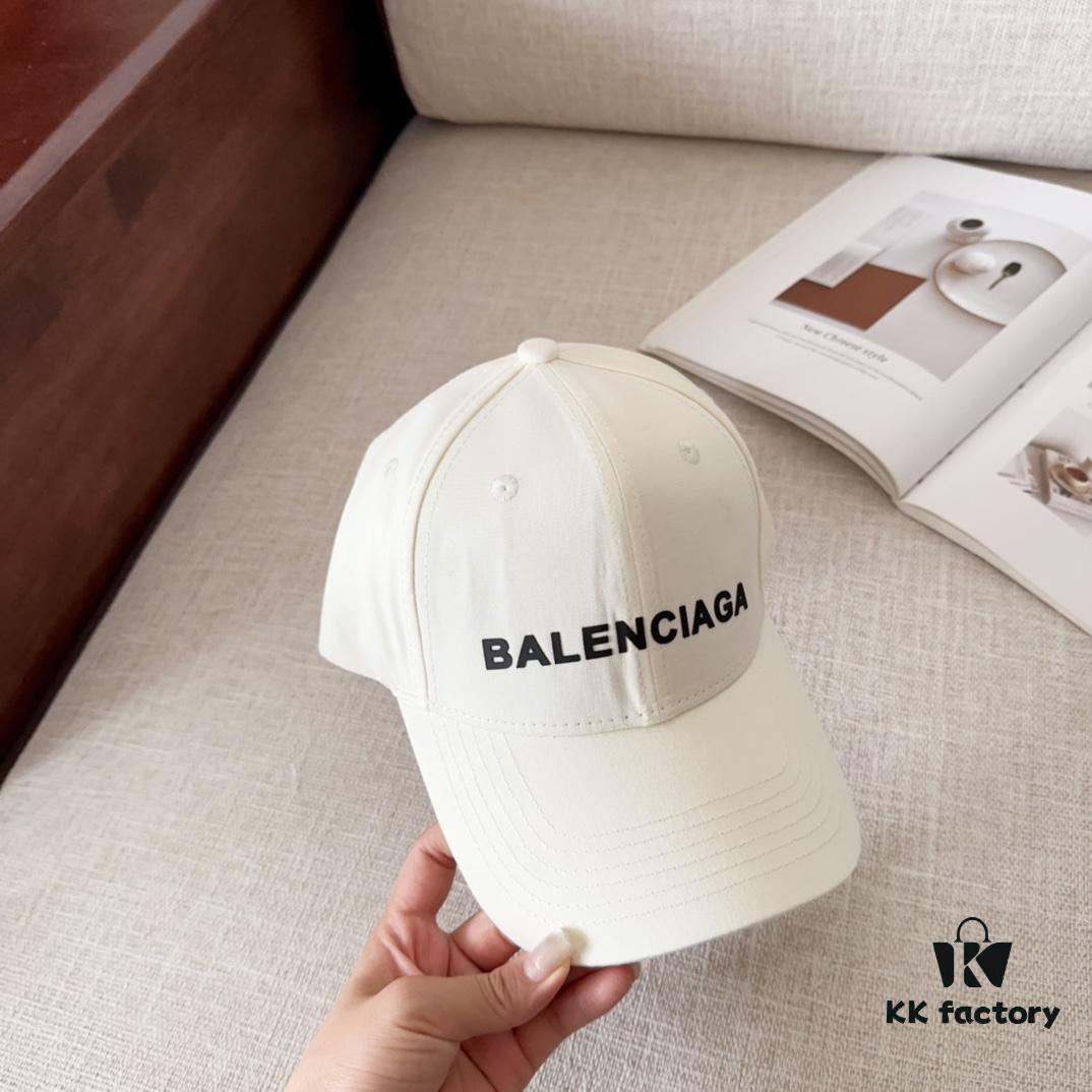 692fbddc99f2d84055c87dbd BALENCIAGA New Arrival Stylish Baseball Cap, High-Quality Breathable Design for All Seasons