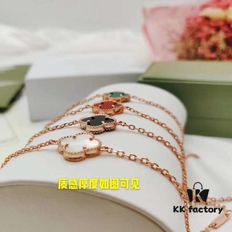 Highest Quality Van Cleef & Arpels Alhambra Clover Single Flower Bracelet