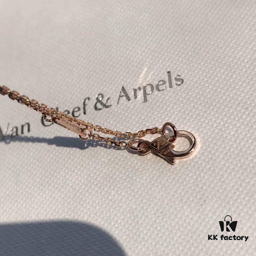 692fbe2e99f2d84055c87e31 Van Cleef & Arpels Sweet Alhambra Heart Pendant, Rose Gold with Red Jasper