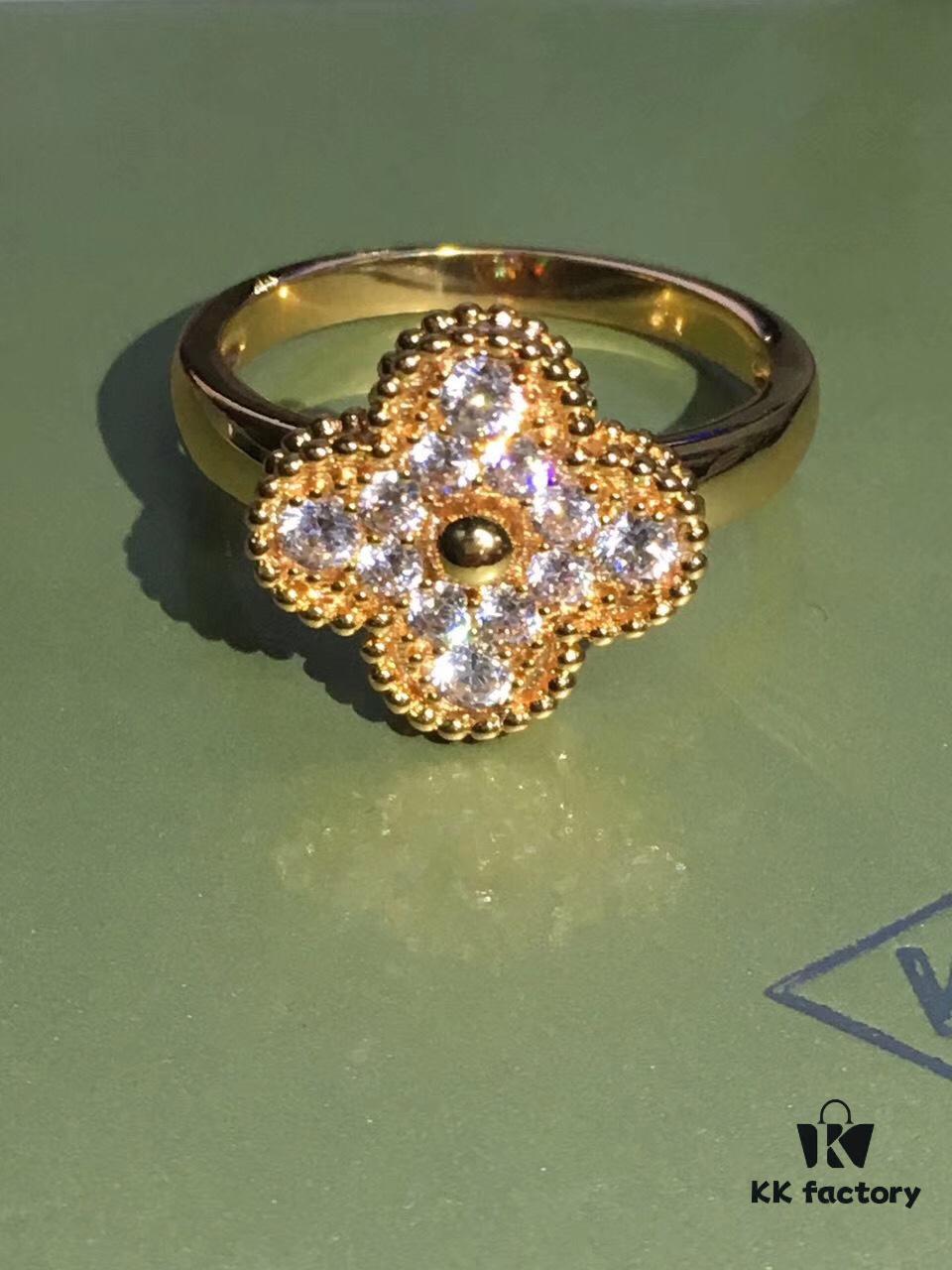 Van Cleef & Arpels Four-Leaf Clover VCA Full Diamond-Set Ring