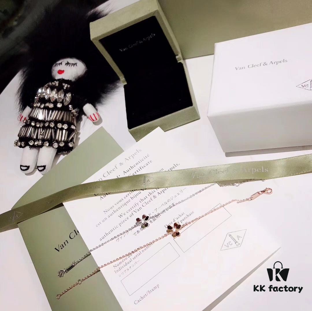 692fbe8d99f2d84055c87ed9 Brand New VCA Van Cleef & Arpels Frivole Series ☘️🌸✨✨ Clover Necklace