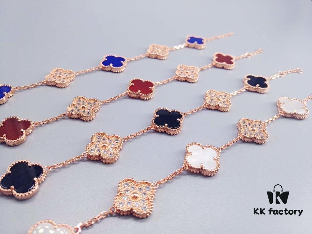 692fbea699f2d84055c87ef9 Van Cleef & Arpels Alhambra Clover Interlaced Five-Flower Bracelet, Classic New Luxury Style, Lucky Clover Design, Rose Gold, Onyx, and Agate