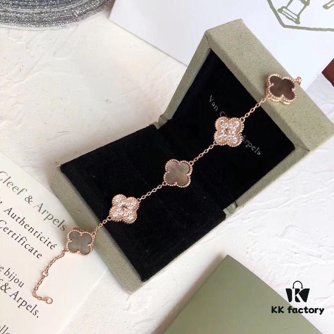 692fbeaa99f2d84055c87f02 Vca Van Cleef & Arpels 2019 Limited Edition Color-Changing Four-Leaf Clover!! Gray Mother-of-Pearl Diamond-Paved Five-Petal Bracelet, German Imported S925 Sterling Silver with Thick Gold Plating, Exquisitely Crafted, Stunningly Beautiful with Color-Shifting Effect Under Light