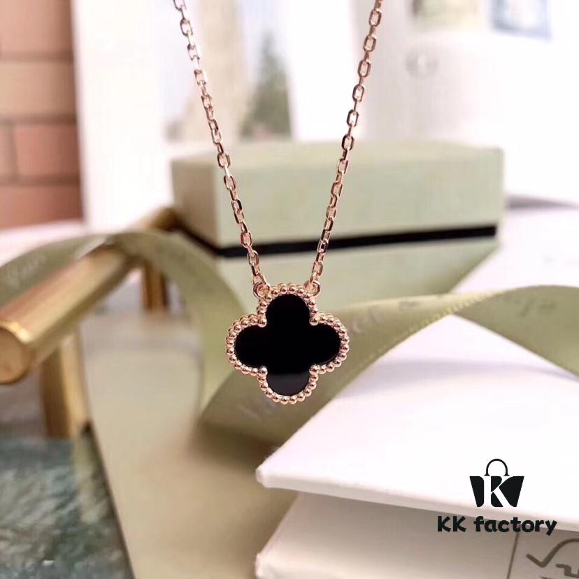 692fbeec99f2d84055c87f66 Dior Sauvage Classic Clover Necklace – Medium Size, 925 Sterling Silver Gold-Plated with Natural Stones