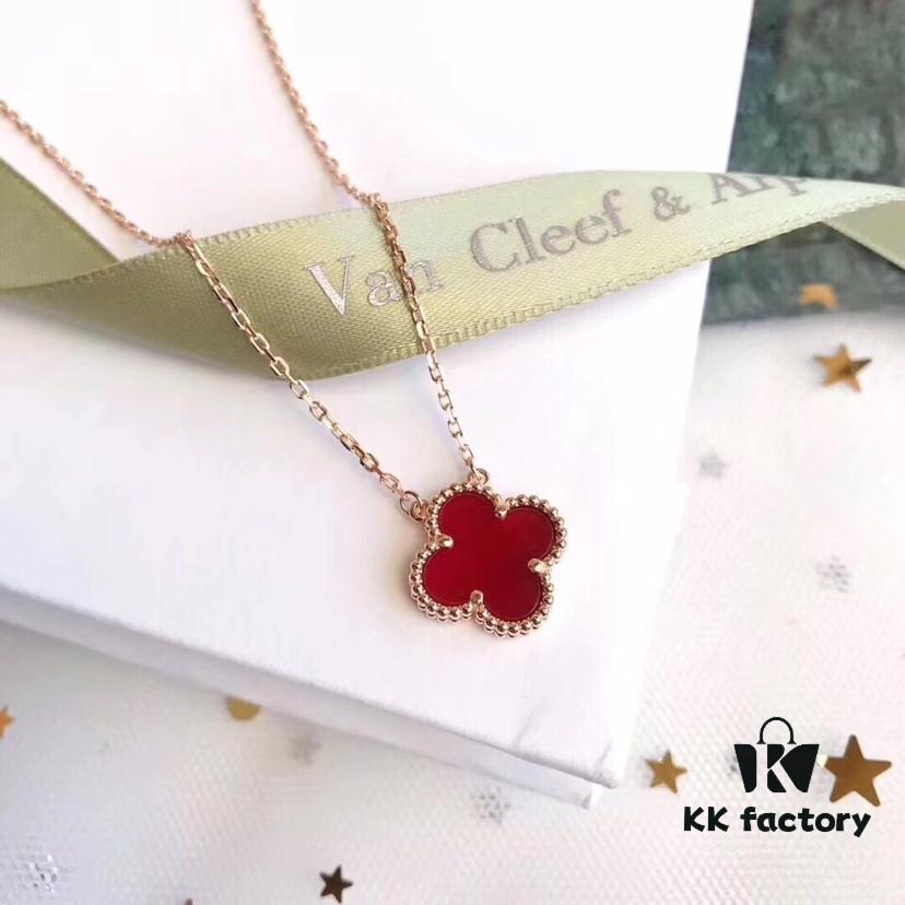 692fbeef99f2d84055c87f6d Seiko Oriental Invincible Style, Timeless Classic! Lucky Clover Medium Necklace