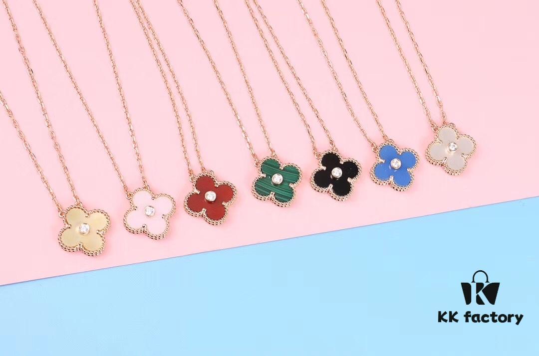 692fbf0e99f2d84055c87fa7 Authentic Purchase, High-Quality Clover Necklace with Zircon, 925 Silver Plated in K-Gold, Natural Stones