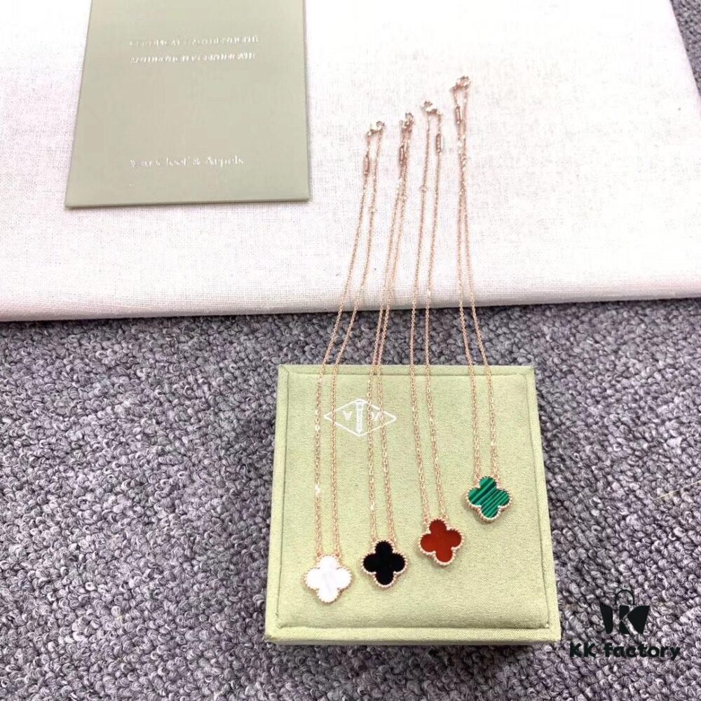 692fbf0e99f2d84055c87fa8 Fine Craftsmanship 925 Sterling Silver Four-Leaf Clover with K-Gold and Agate Stones