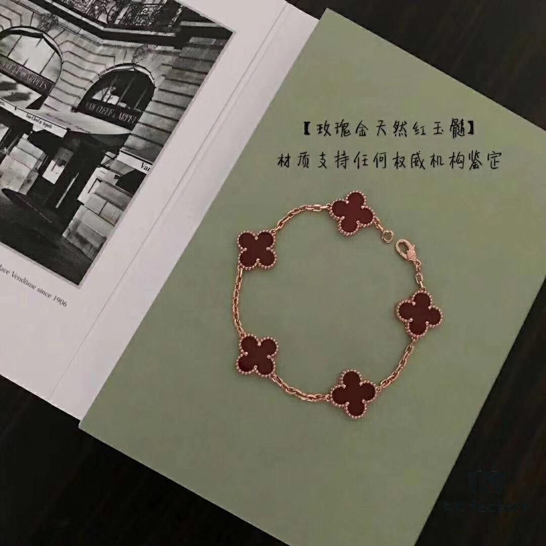 692fbf1999f2d84055c87fbb High-Version VCA Van Cleef & Arpels Black Onyx Four-Leaf Clover Five-Petal Bracelet, 18K Gold Plated on Imported Sterling Silver, Brilliant Diamonds, Elegant Rhombus Clasp