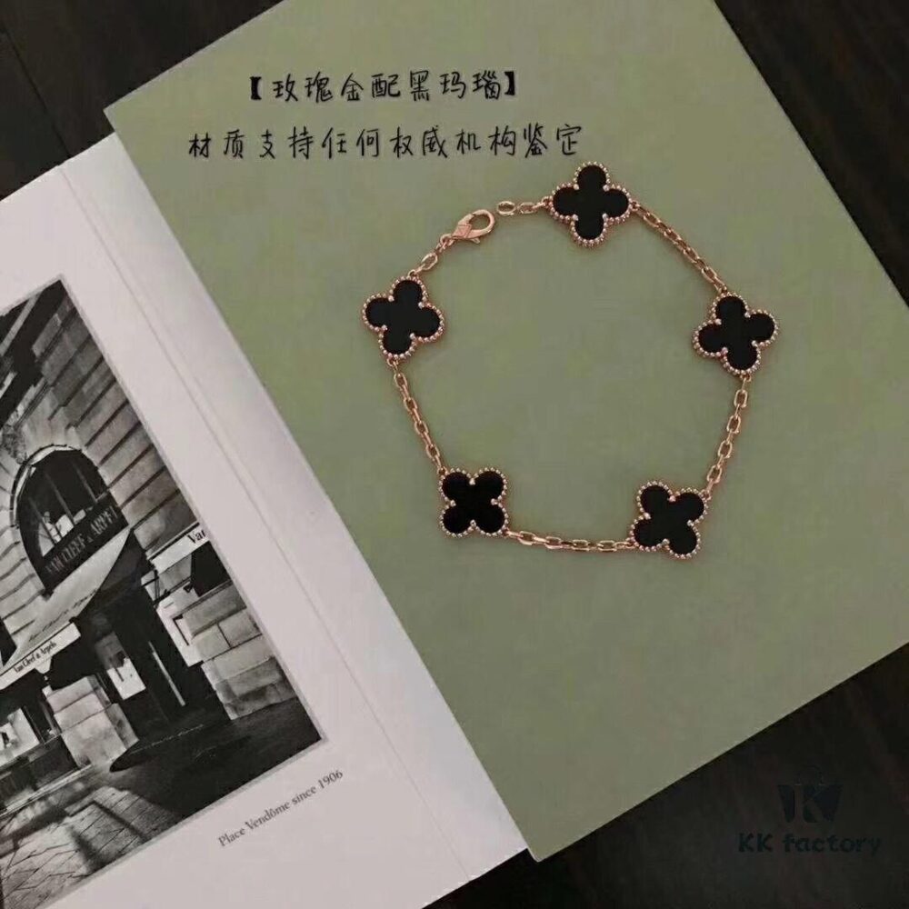 692fbf1999f2d84055c87fbc High-Version VCA Van Cleef & Arpels Black Onyx Four-Leaf Clover Five-Petal Bracelet, 18K Gold Plated on Imported Sterling Silver, Brilliant Diamonds, Elegant Rhombus Clasp