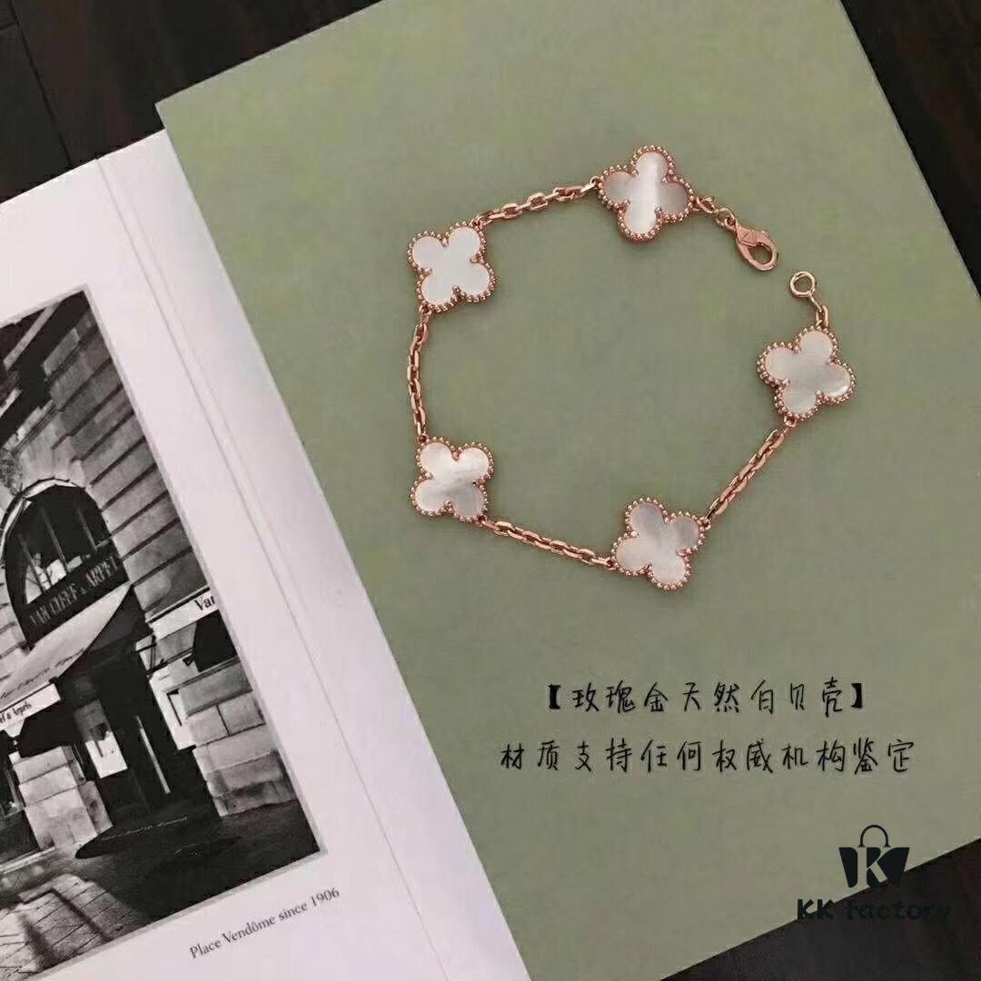 692fbf1c99f2d84055c87fbf High-Version VCA Van Cleef & Arpels Black Onyx Four-Leaf Clover Five-Petal Bracelet, 18K Gold Plated on Imported Sterling Silver, Brilliant Diamonds, Elegant Rhombus Clasp