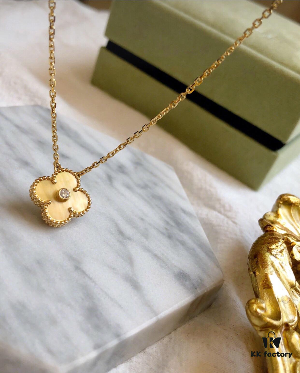 Van Cleef & Arpels Four-Leaf Clover Necklace