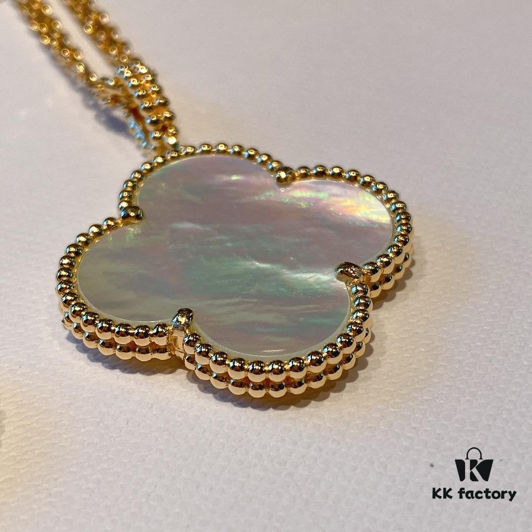 Large Clover, Iridescent White Mother of Pearl