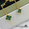 692fbff099f2d84055c880e3 Newly Upgraded Version Compatible with 925 Natural Malachite VCA New Five-Petal Four-Leaf Clover Bracelet, High-End Market Edition! 1:1 High-Quality Custom 925 Sterling Silver, VCA Van Cleef & Arpels Limited Edition Four-Leaf Clover Leaves, Store Exclusive Limited Model, Perfect for Travel, an Absolute Must-Have. Original Lobster Clasp, Top-Tier Quality Available on Market