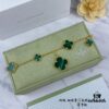 692fbff099f2d84055c880e5 Newly Upgraded Version Compatible with 925 Natural Malachite VCA New Five-Petal Four-Leaf Clover Bracelet, High-End Market Edition! 1:1 High-Quality Custom 925 Sterling Silver, VCA Van Cleef & Arpels Limited Edition Four-Leaf Clover Leaves, Store Exclusive Limited Model, Perfect for Travel, an Absolute Must-Have. Original Lobster Clasp, Top-Tier Quality Available on Market