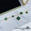 692fbff299f2d84055c880e8 Newly Upgraded Version Compatible with 925 Natural Malachite VCA New Five-Petal Four-Leaf Clover Bracelet, High-End Market Edition! 1:1 High-Quality Custom 925 Sterling Silver, VCA Van Cleef & Arpels Limited Edition Four-Leaf Clover Leaves, Store Exclusive Limited Model, Perfect for Travel, an Absolute Must-Have. Original Lobster Clasp, Top-Tier Quality Available on Market