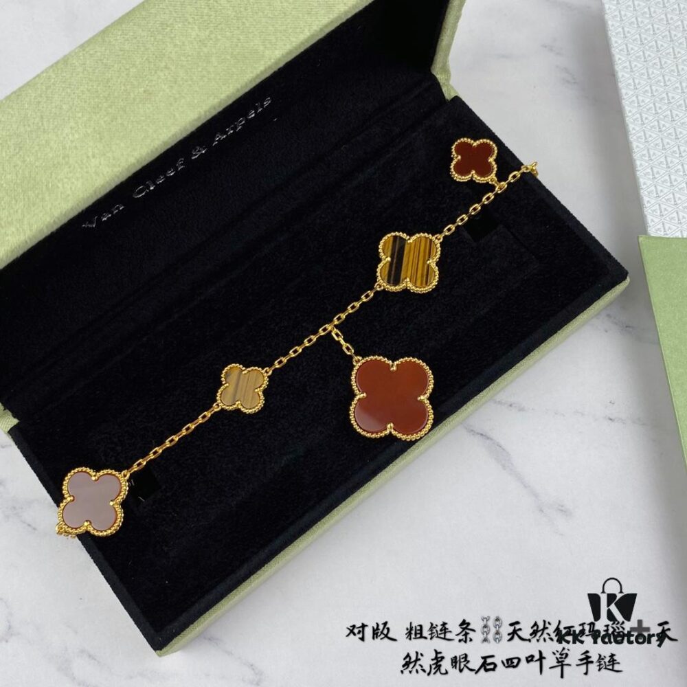 692fbffd99f2d84055c880fb Newly Upgraded Version 925 VCA New Five-Petal Four-Leaf Clover Bracelet, High-End Market Edition! 1:1 High-Quality Custom 925 Sterling Silver VCA Van Cleef & Arpels Limited Edition Four-Leaf Clover Leaf Bracelet, Perfect for Travel, Must-Have Accessory. Original Lobster Clasp, Highest Quality Available on Market