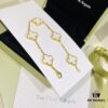 692fc00e99f2d84055c8811a New Arrival Transparent White Shell Heart ❗️ Gold-Tone Chain. Authentic Purchased Genuine Item, Original Rhombus Clasp ❗️ Highest Quality Van Cleef & Arpels VCA Alhambra Clover 🍀 Five Motif Bracelet Made of High-End Custom 925 Sterling Silver with Thick Gold Plating, High-Definition Engraving, Latest Store Model with Authentic Rhombus ◇ Clasp