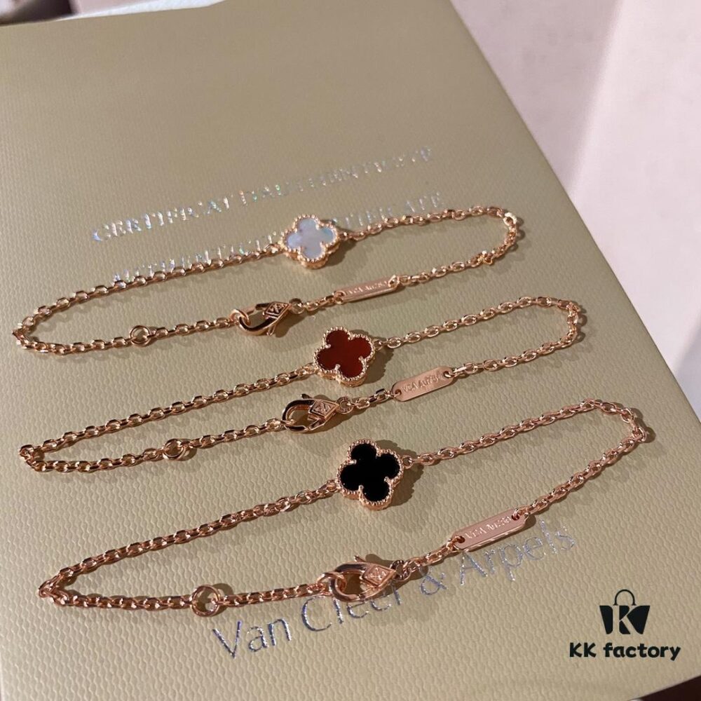 VCA Counter Version Classic Small 9mm Four-Leaf Clover Sterling Silver 925 Bracelet