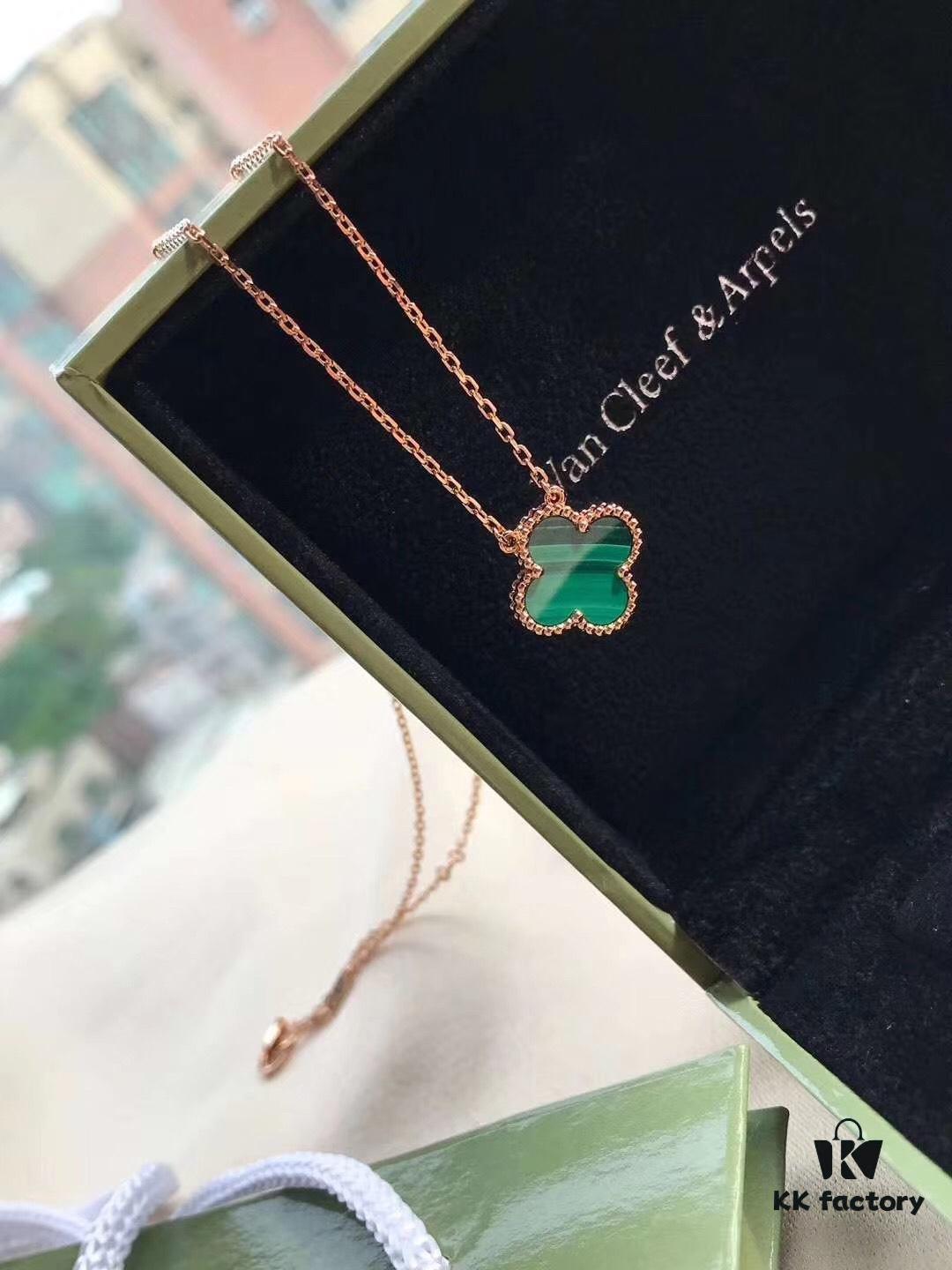 692fc01e99f2d84055c88139 Van Cleef & Arpels VCA Single Flower Green Malachite Necklace (Silver Plated with K-Gold)
