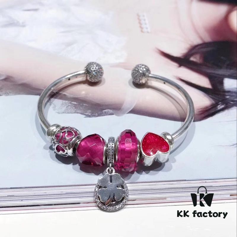 692fc02499f2d84055c88144 Pandora Enamel Red Clover New Arrival! Rose Red Faceted Glass, Heart-shaped Red Enamel, Sparkling Diamond Clover Pendant with Diamond-encrusted Open Bangle