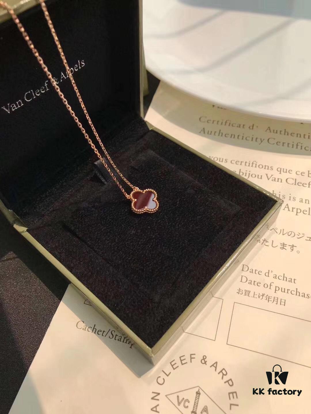 Van Cleef & Arpels VCA Single Flower Carnelian Necklace in Silver Plated with K-Gold