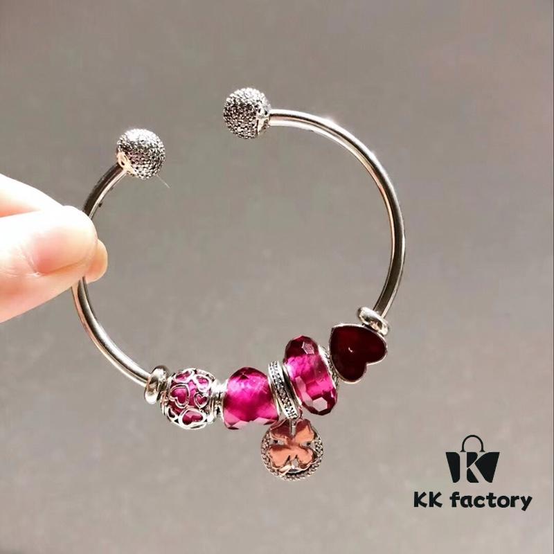 692fc02799f2d84055c8814a Pandora Enamel Red Clover New Arrival! Rose Red Faceted Glass, Heart-shaped Red Enamel, Sparkling Diamond Clover Pendant with Diamond-encrusted Open Bangle