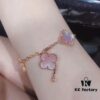 692fc04399f2d84055c88187 VCA Van Cleef & Arpels Natural Pink Mother-of-Pearl Five-Flower Bracelet
