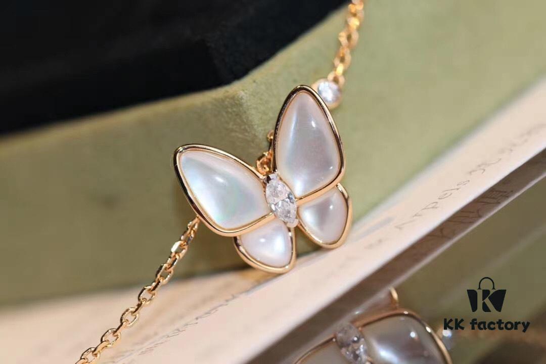 692fc08699f2d84055c881f3 Van Cleef & Arpels Two Butterfly Pendant Necklace, ZP High-End Replication, Top-Tier Jewelry Craftsmanship