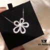 692fc09699f2d84055c8820d Popular Bestseller VCA Platinum Full Diamond Flower Design