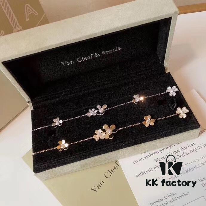 692fc09b99f2d84055c88212 Vca Van Cleef & Arpels Alhambra Series Large and Small Flower Bracelet, Fully Set with Diamonds Combined with Polished Finish, Exquisitely Beautiful, Sweet and Youthful, Made from Premium German Imported S925 Sterling Silver with Thick Plated Gold, Available in Three Colors: Platinum, Yellow Gold, and Rose Gold