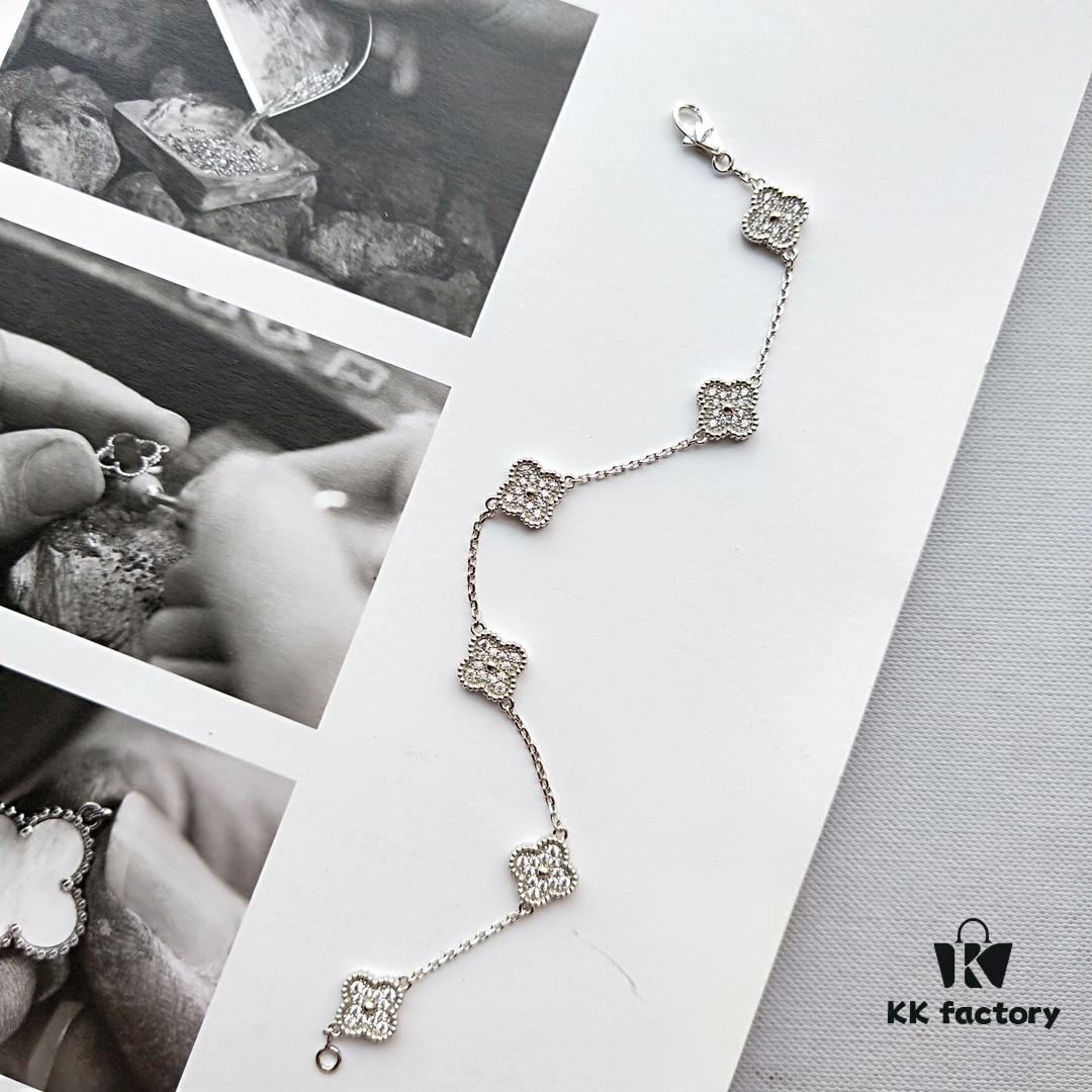 692fc0b699f2d84055c88239 Mini Four-Leaf Clover Full Diamond Bracelet and Necklace in V-Gold and Silver, Single Flower and Six-Flower Designs Available