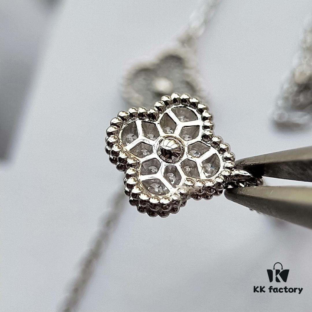 692fc0d799f2d84055c88279 Mini Four-Leaf Clover Full Diamond Set, V Gold Plated Bracelet and Necklace with Single or Six Flowers