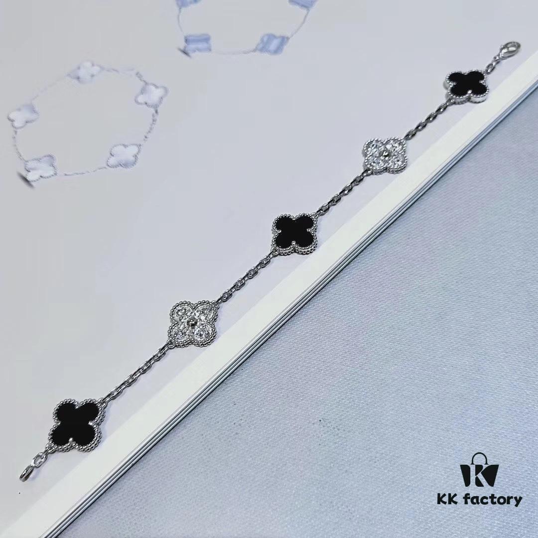 692fc0db99f2d84055c88281 VCA Clover, Black Onyx with Diamond Accents, Ready to Ship