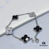692fc0de99f2d84055c88287 VCA Clover, Black Onyx with Diamond Accents, Ready to Ship