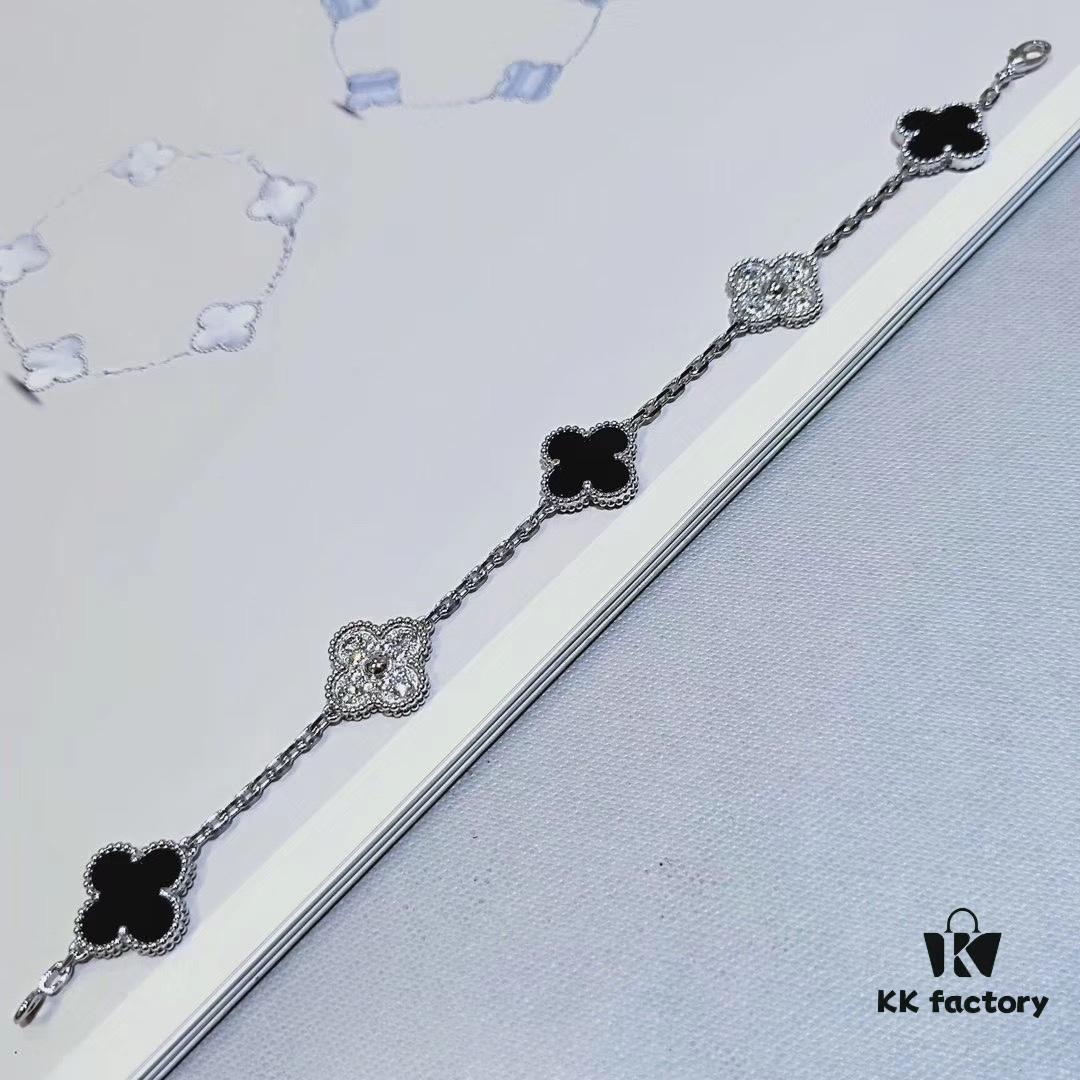 692fc0df99f2d84055c8828a VCA Clover, Black Onyx with Diamond Accents, Ready to Ship