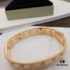 692fc0f499f2d84055c882b0 Brand New ZP Version VCA Kaleidoscope Bangle Bracelet