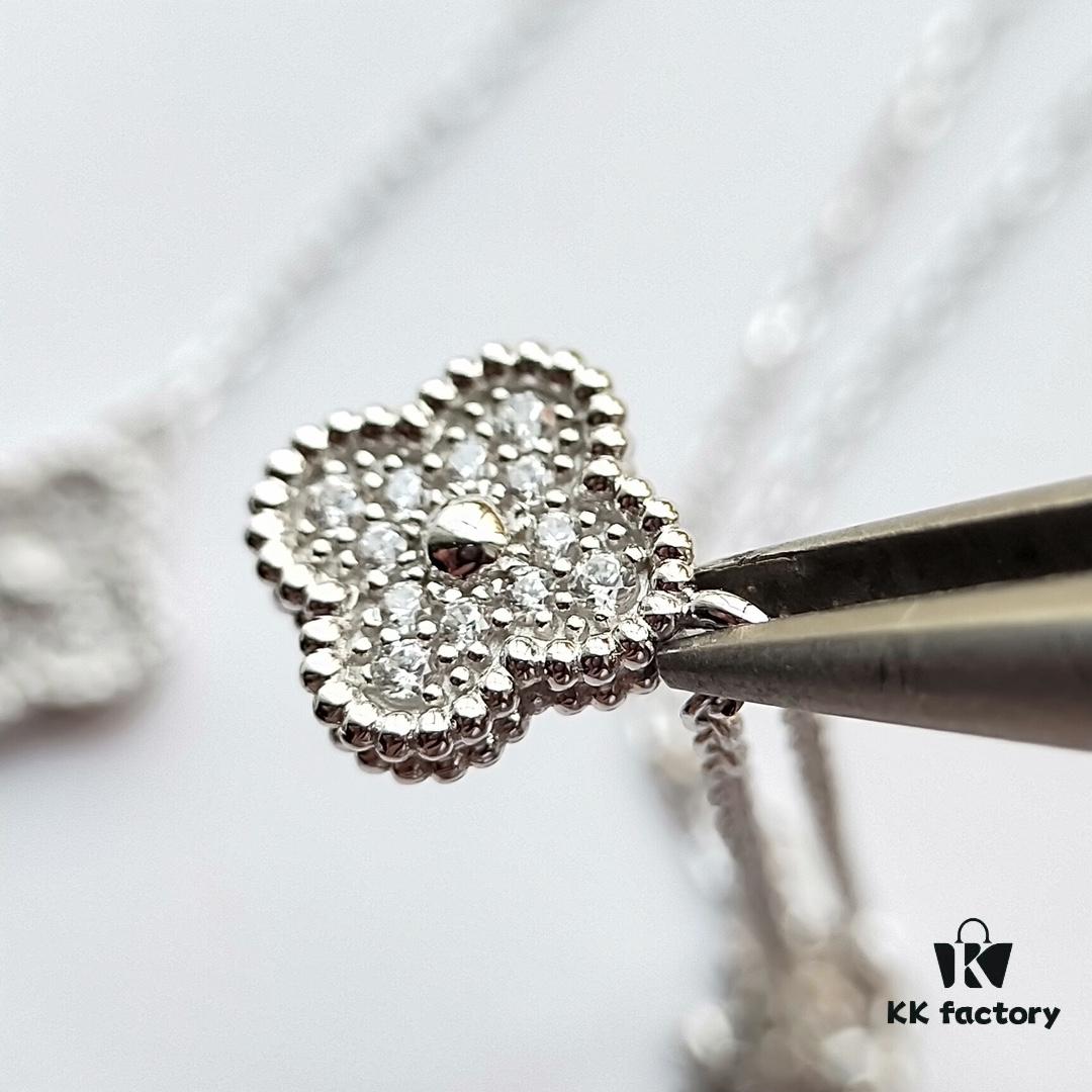 692fc0f599f2d84055c882b5 Mini Four-Leaf Clover Full Diamond Bracelet and Necklace in V-Gold and Silver, Single Flower and Six-Flower Designs Available