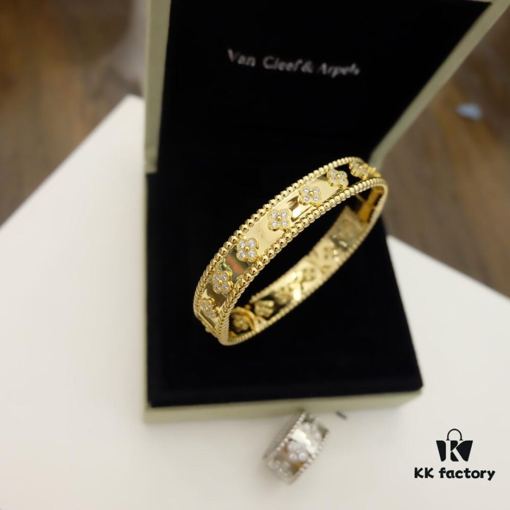 692fc0f899f2d84055c882bb Brand New ZP Version VCA Kaleidoscope Bangle