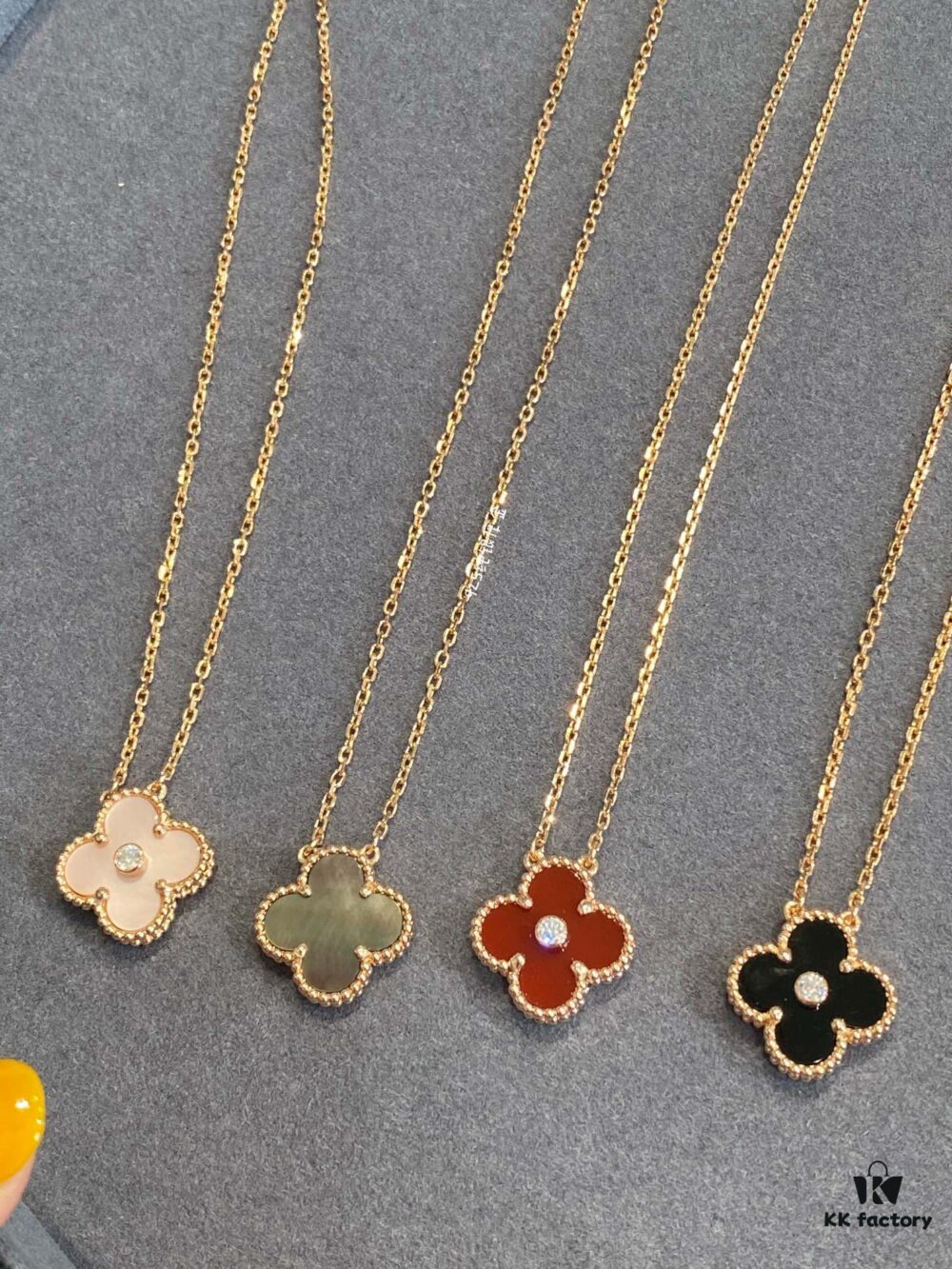 692fc10599f2d84055c882d2 Clover Rose Gold Collection In Stock Now👇