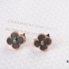 692fc11199f2d84055c882e3 VCA New Version Rose Gold Natural Peacock Green White Shell Gray Shell Black Onyx Red Onyx Diamond-Studded Ear Clips, Market High-End Limited Edition 1:1 Premium Custom 925 Sterling Silver VCA Van Cleef & Arpels Clove Leaf Store Exclusive Tourist Essential Must-Have Original Lobster Clasp Top Quality